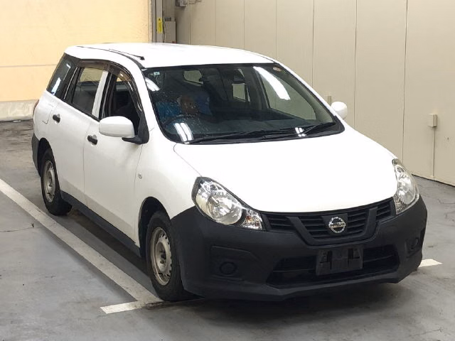 Nissan AD