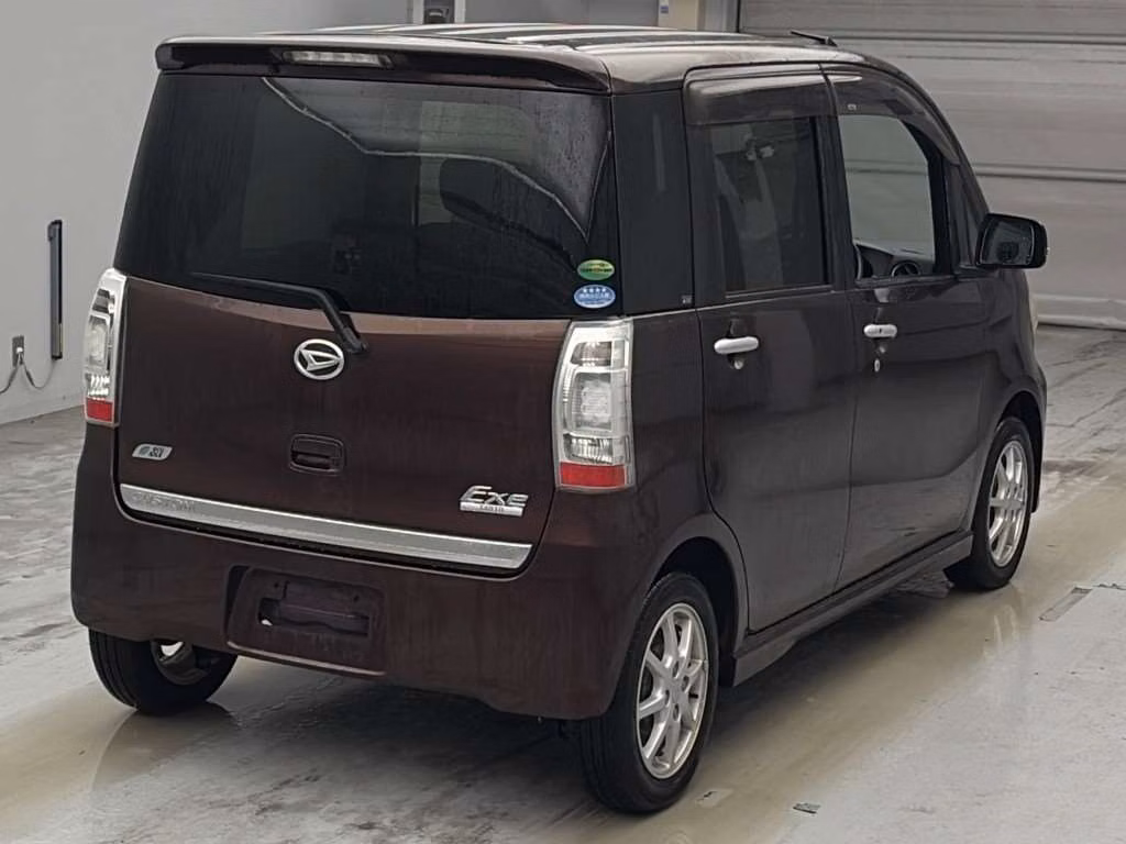 DAIHATSU TANTO EXE