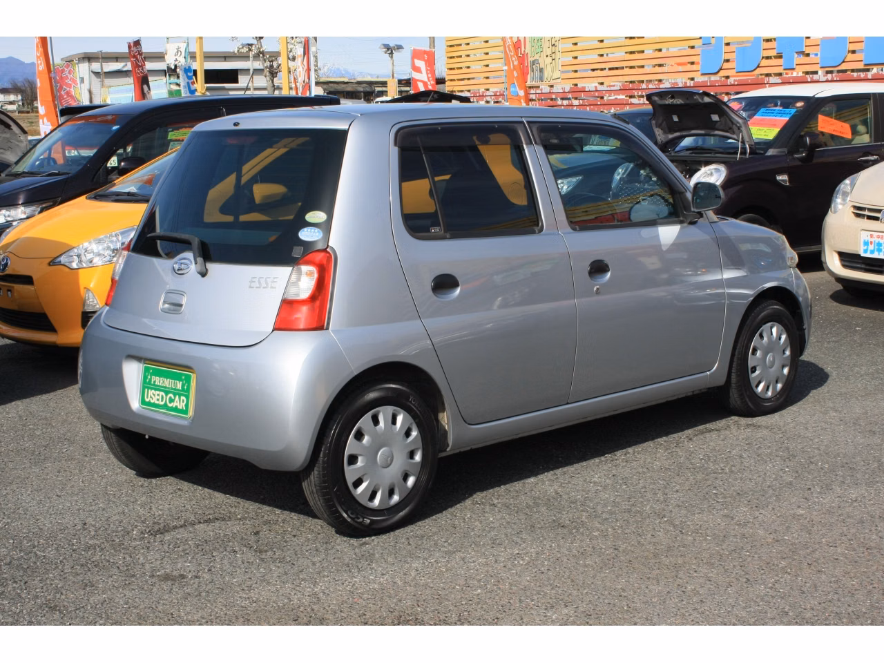 DAIHATSU ESSE