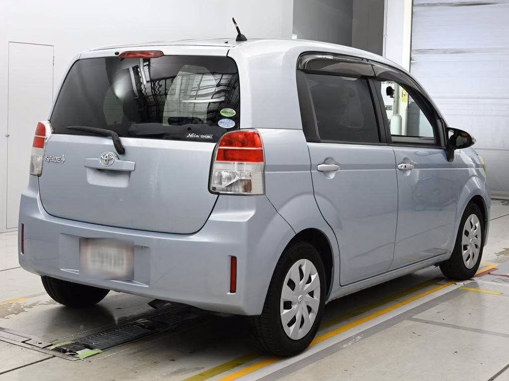 TOYOTA SPADE