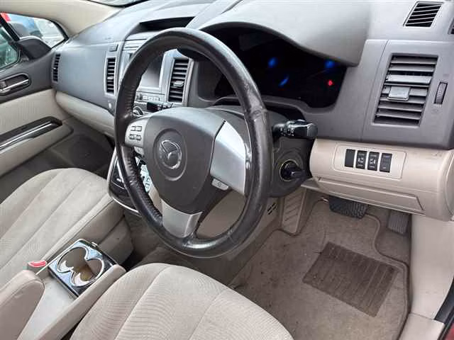 MAZDA MPV