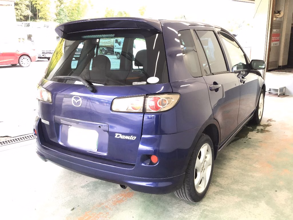 MAZDA DEMIO