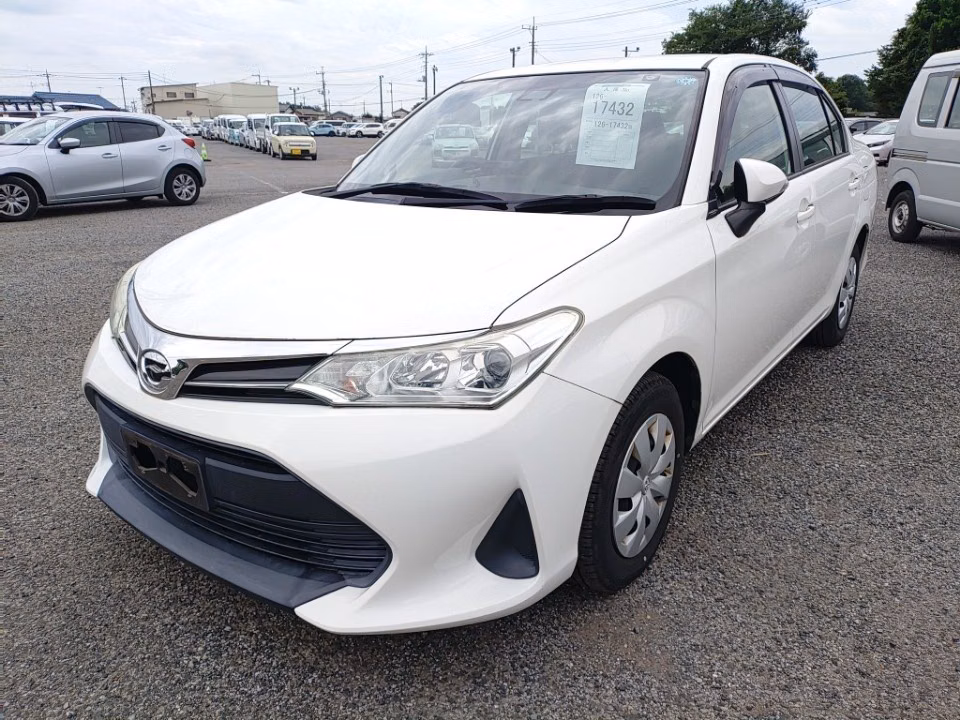 TOYOTA COROLLA AXIO