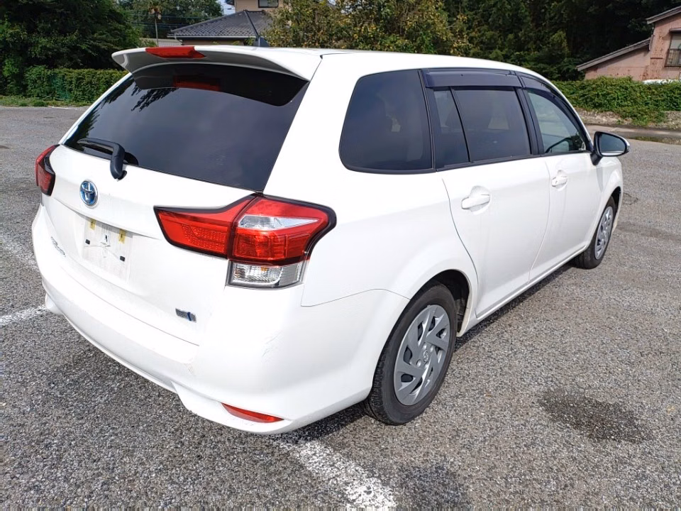 TOYOTA COROLLA FIELDER