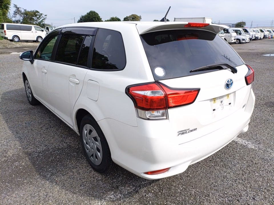 TOYOTA COROLLA FIELDER