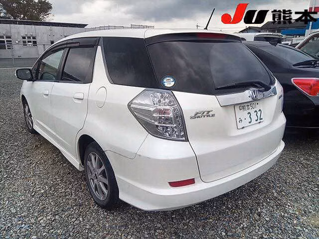 HONDA FIT SHUTTLE