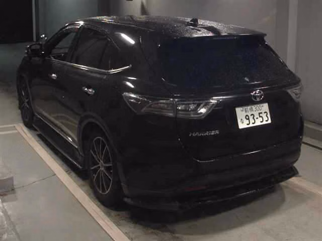 TOYOTA HARRIER