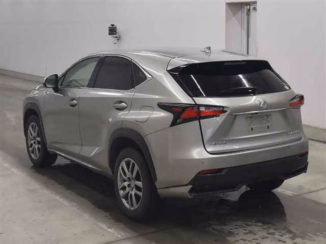 Lexus NX200t