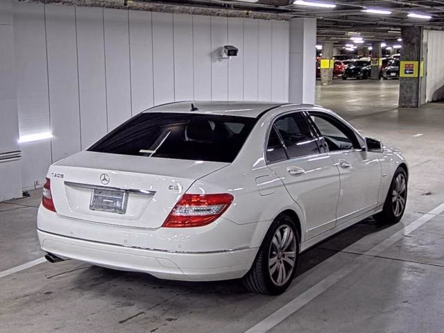 MERCEDES-BENZ C-CLASS