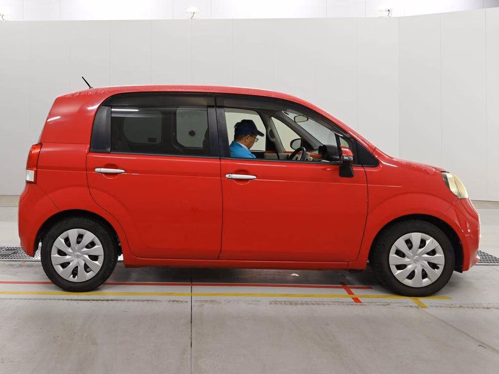 TOYOTA PORTE