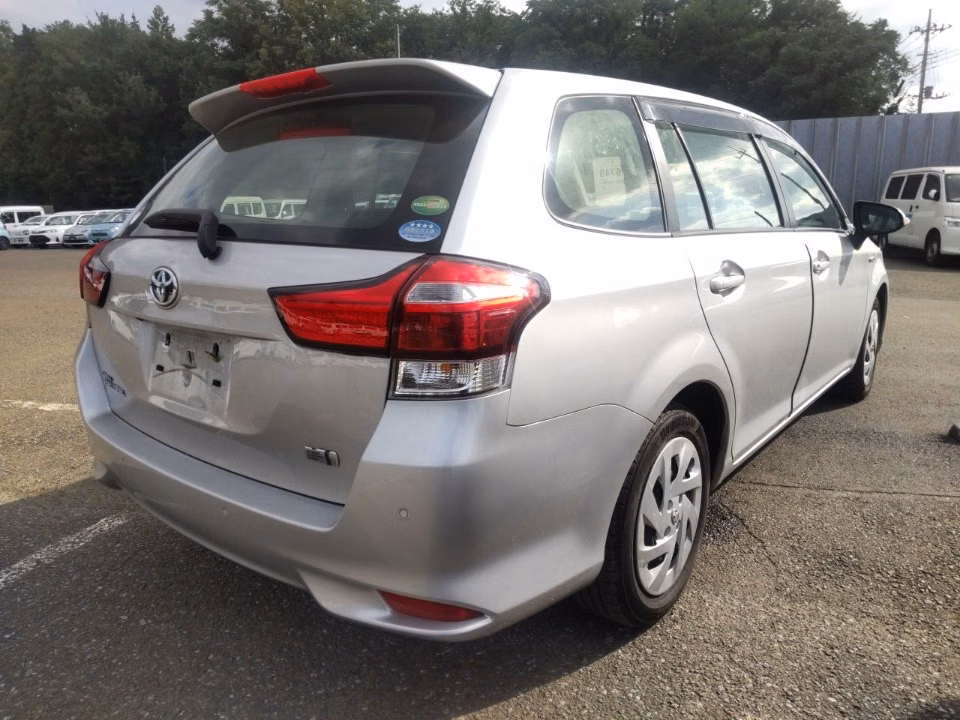 TOYOTA COROLLA FIELDER
