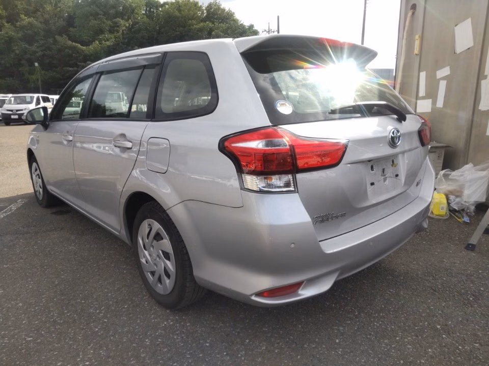 TOYOTA COROLLA FIELDER