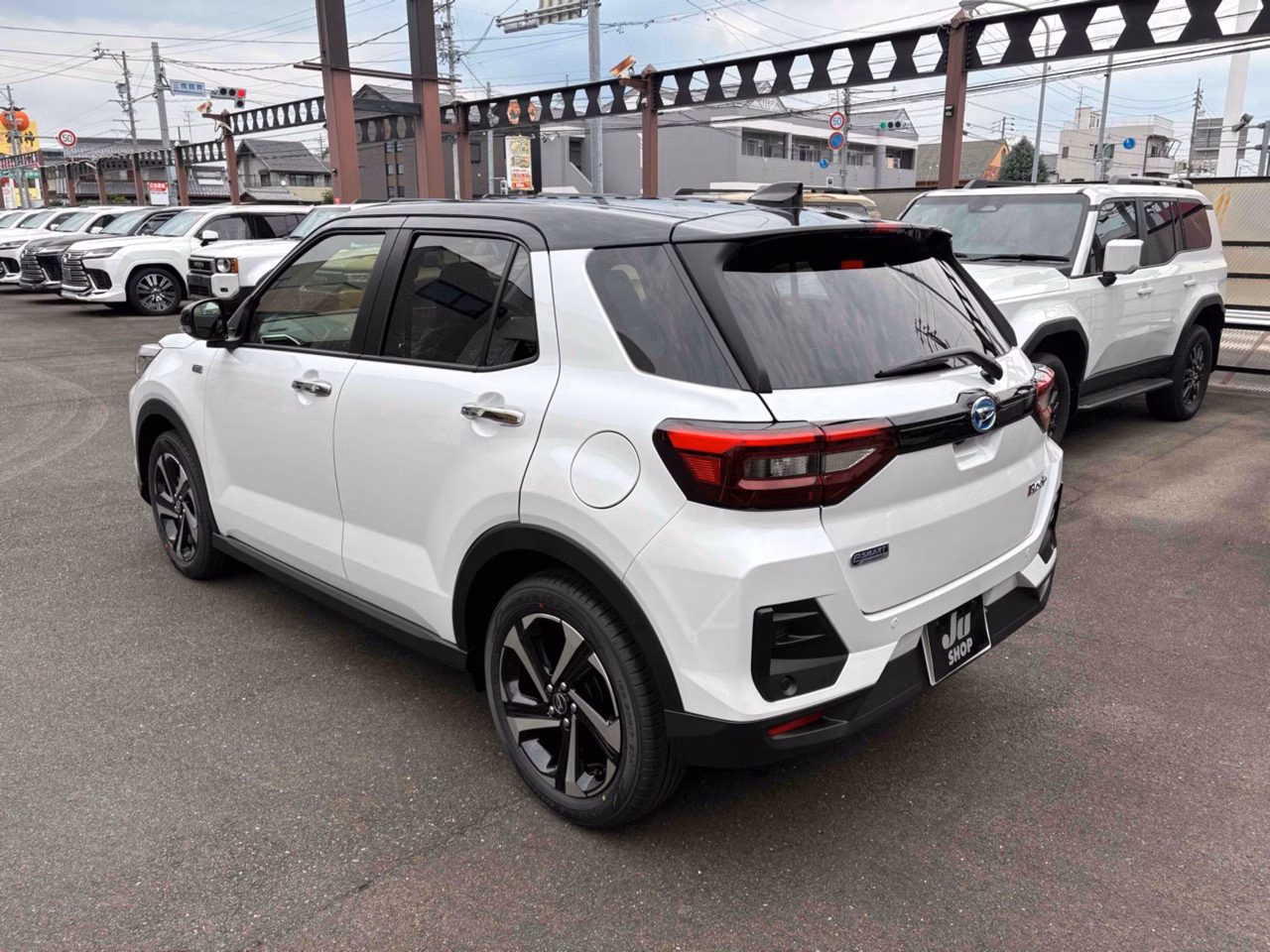 DAIHATSU ROCKY