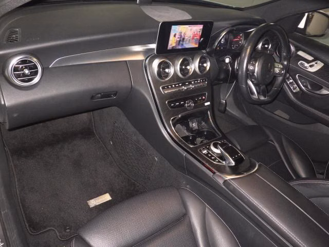 MERCEDES-BENZ C-CLASS
