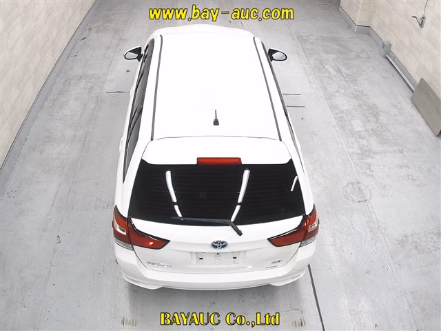 TOYOTA COROLLA FIELDER