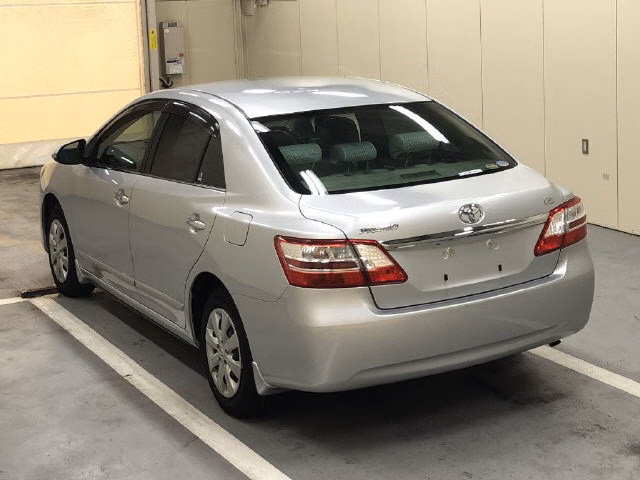 TOYOTA PREMIO