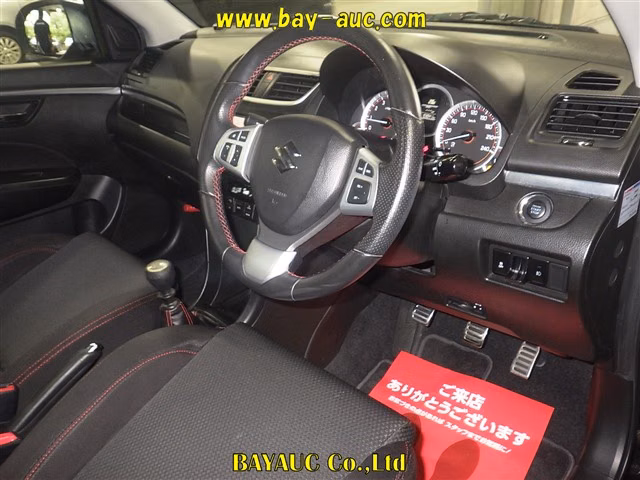 SUZUKI SWIFT