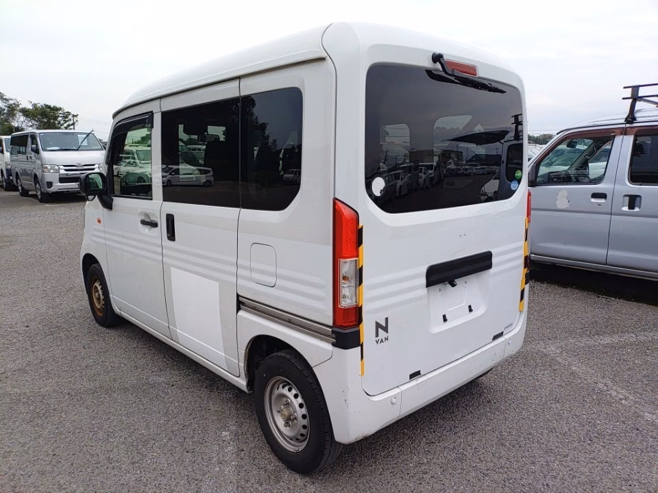 HONDA N-VAN