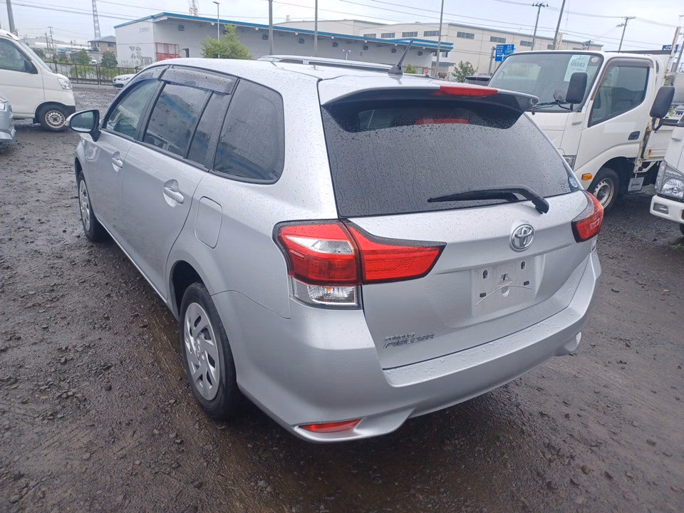 TOYOTA COROLLA FIELDER