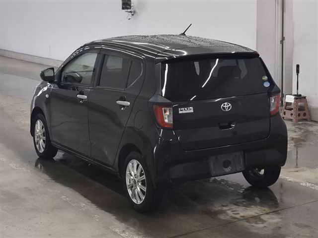 TOYOTA PIXIS EPOCH