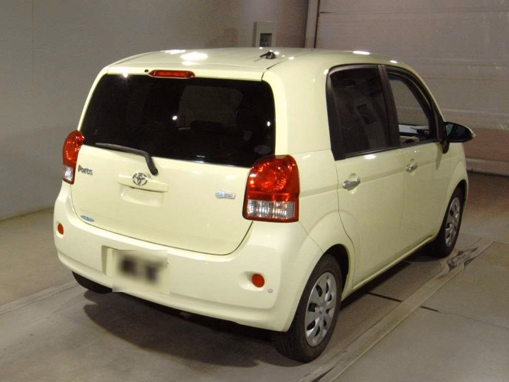 TOYOTA PORTE