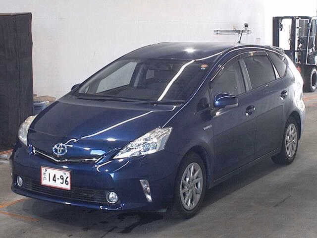 TOYOTA PRIUS ALPHA