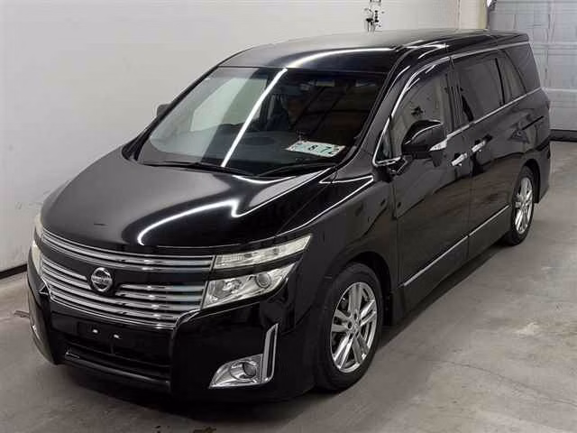 NISSAN ELGRAND