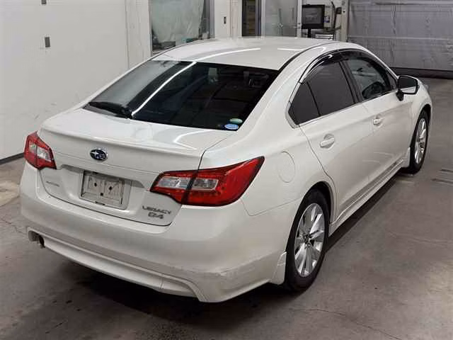 SUBARU LEGACY B4