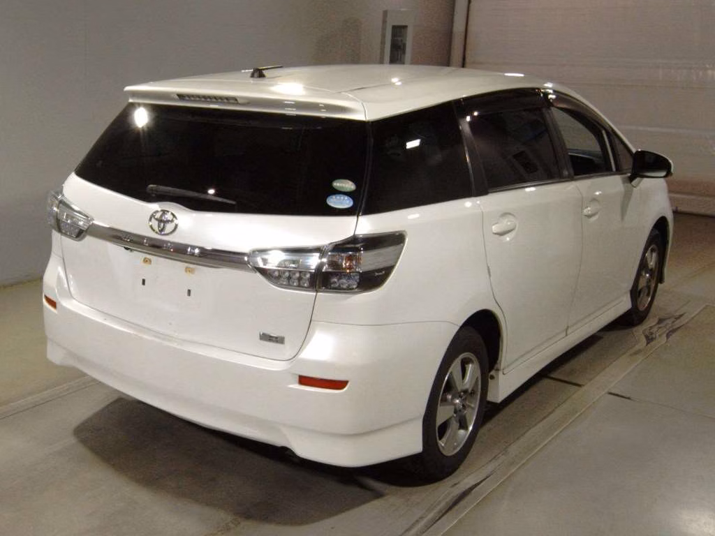 TOYOTA WISH