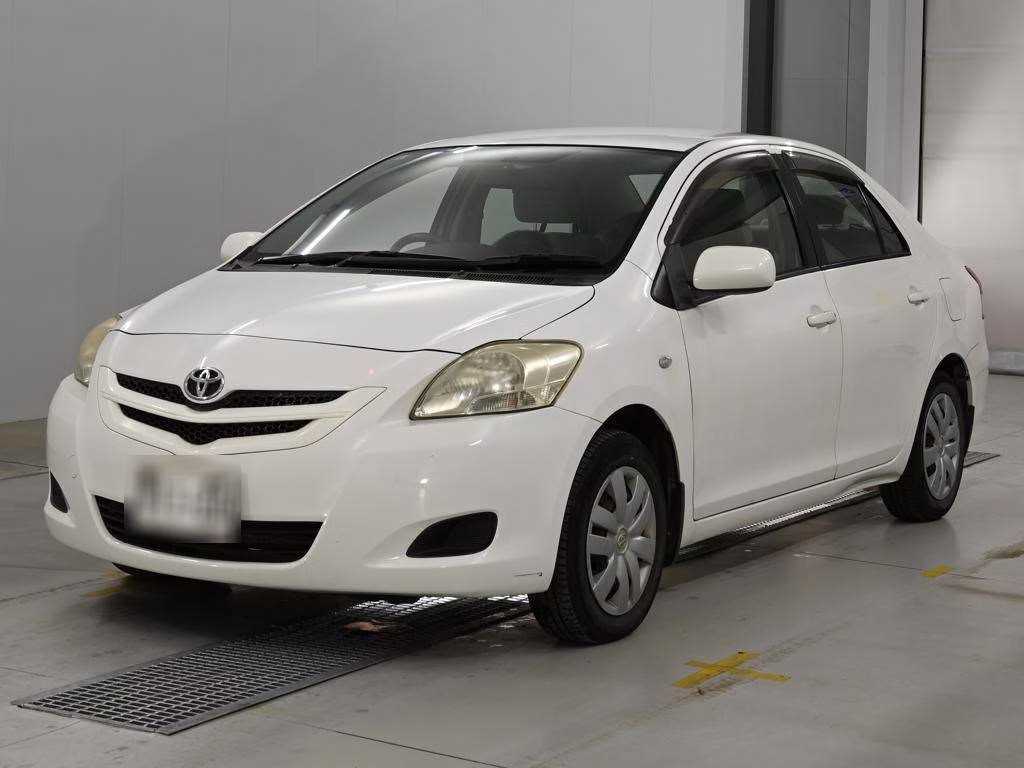 TOYOTA BELTA