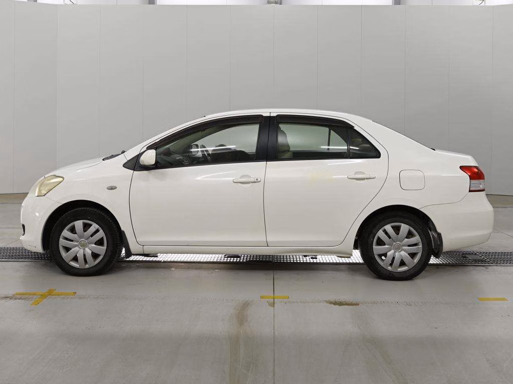 TOYOTA BELTA