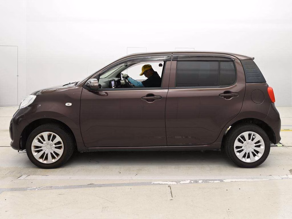 DAIHATSU BOON