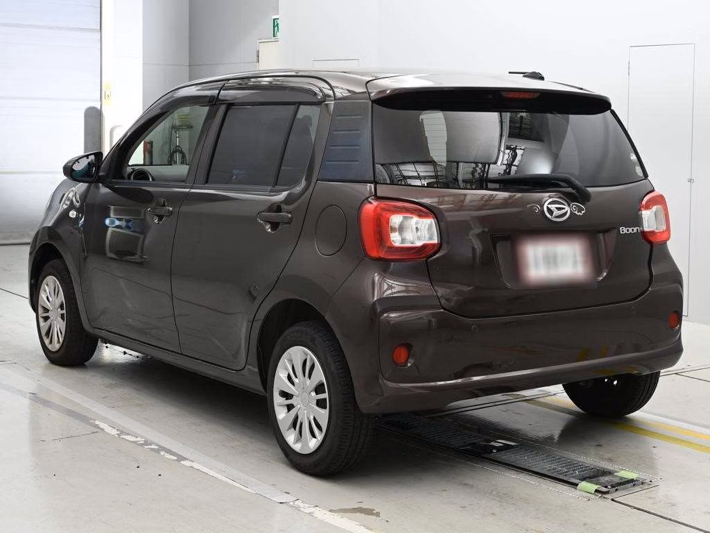 DAIHATSU BOON