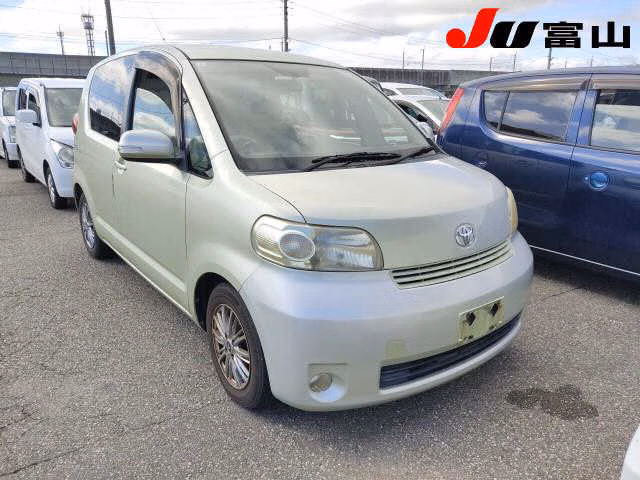 TOYOTA PORTE