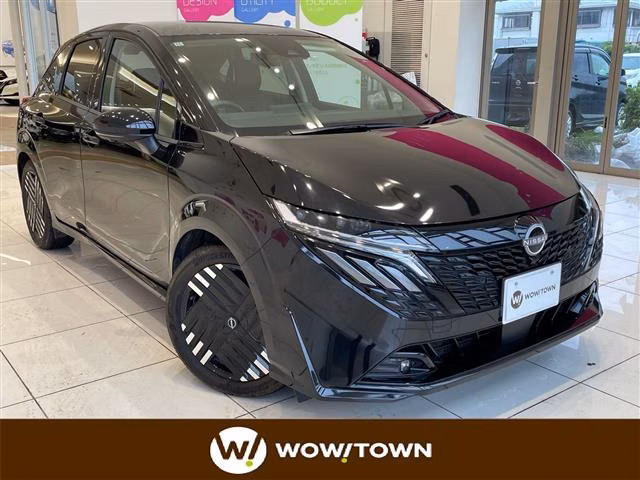 Nissan Aura