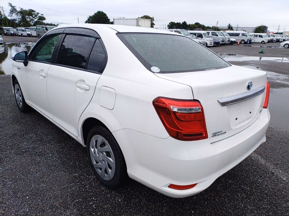 TOYOTA COROLLA AXIO