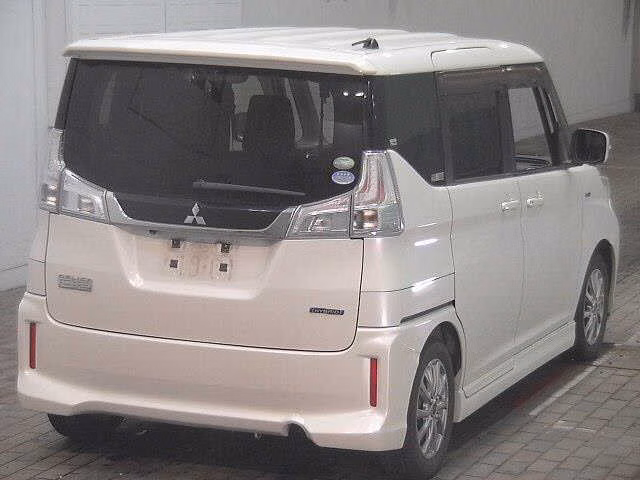 Mitsubishi Delica D:2