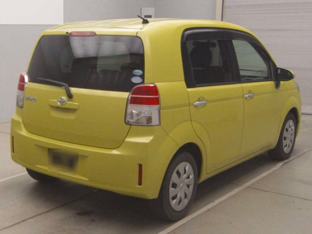TOYOTA SPADE