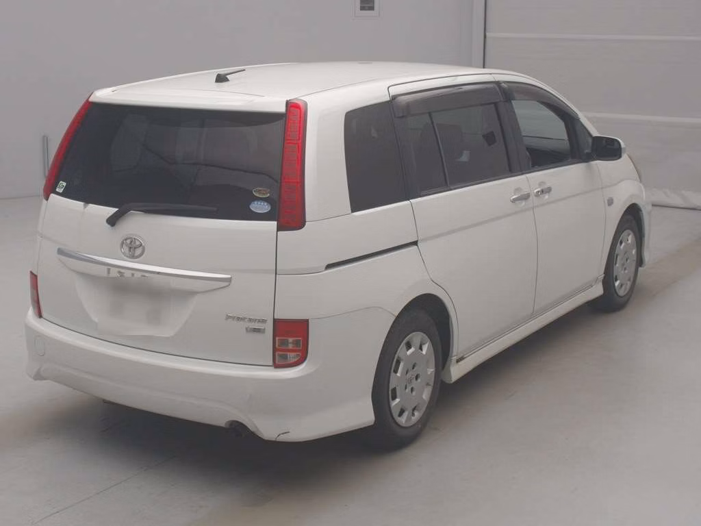 TOYOTA ISIS