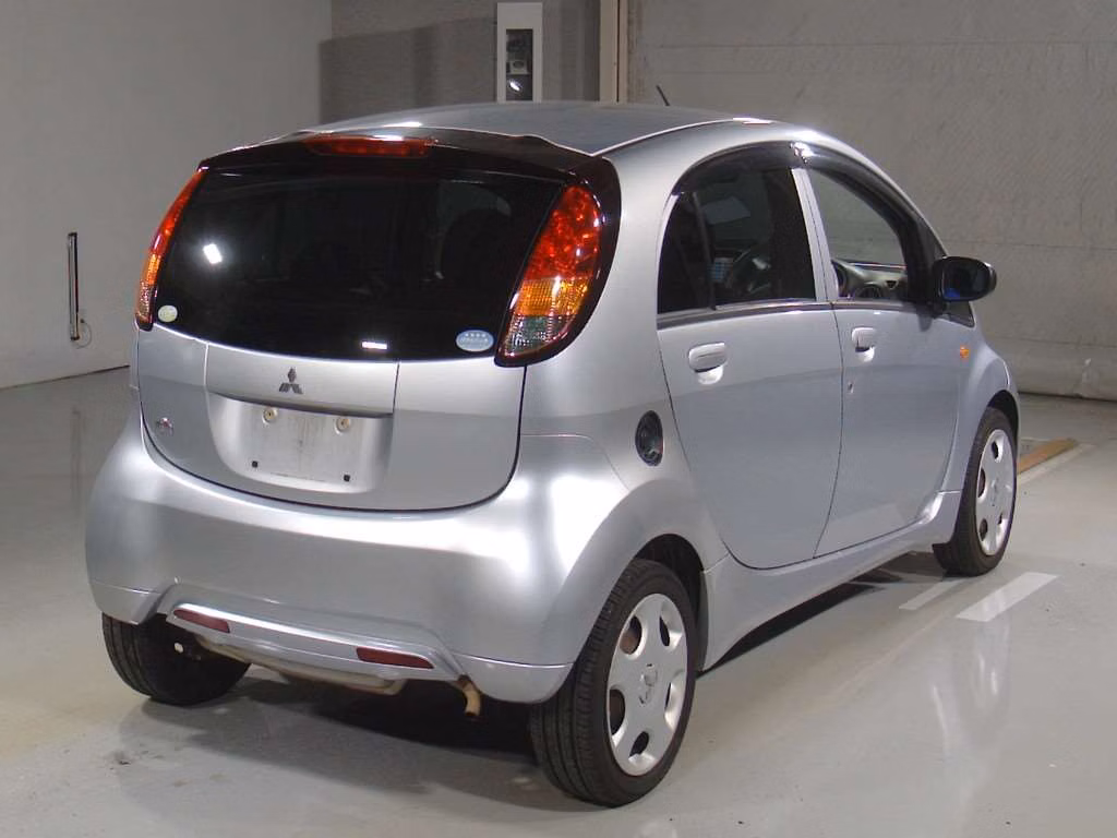 MITSUBISHI I
