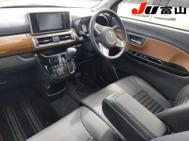 Toyota Pixis Joy