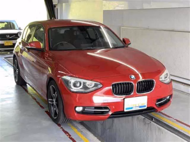 BMW 1-SERIES