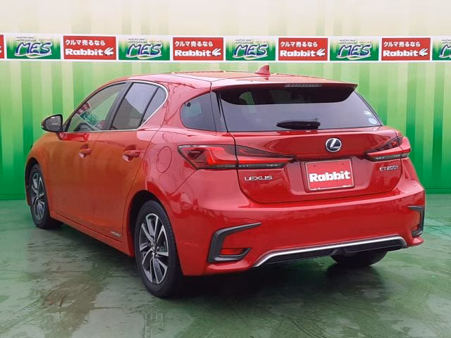 LEXUS CT200H