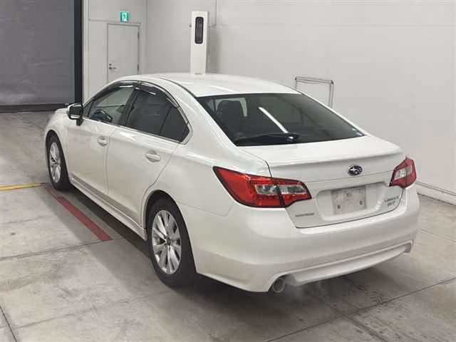 Subaru Legacy B4