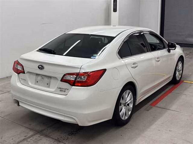 SUBARU LEGACY B4