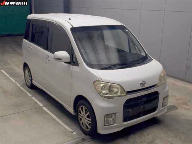 DAIHATSU TANTO EXE