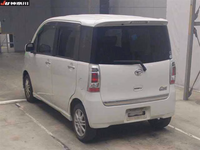 DAIHATSU TANTO EXE