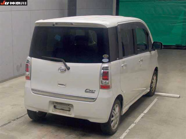 DAIHATSU TANTO EXE