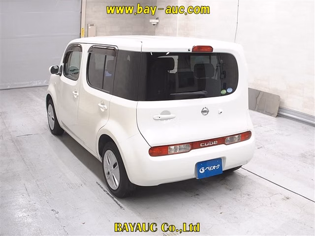 NISSAN CUBE