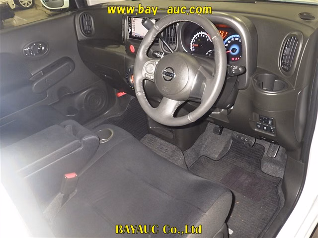NISSAN CUBE